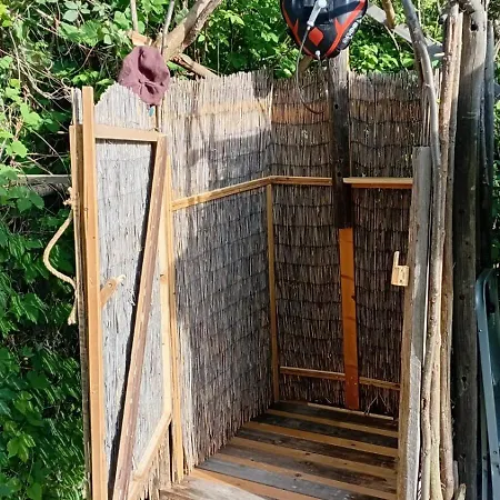 营地 Wild Place To Put Your Tent *